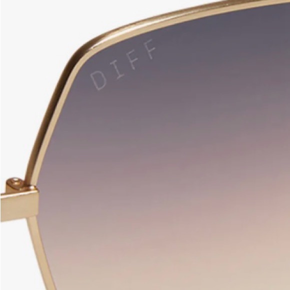 DIFF sunglasses Brushed Gold Twilight Gradient Sunglasses - Picture 2 of 5